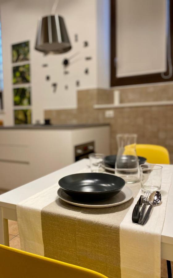 Il Barchio Loft In Un Palazzo Di Fine 800 A Jesi Apartment Exterior photo
