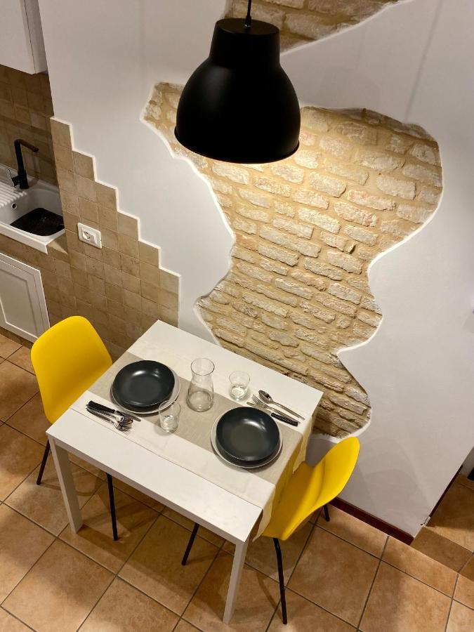 Il Barchio Loft In Un Palazzo Di Fine 800 A Jesi Apartment Exterior photo