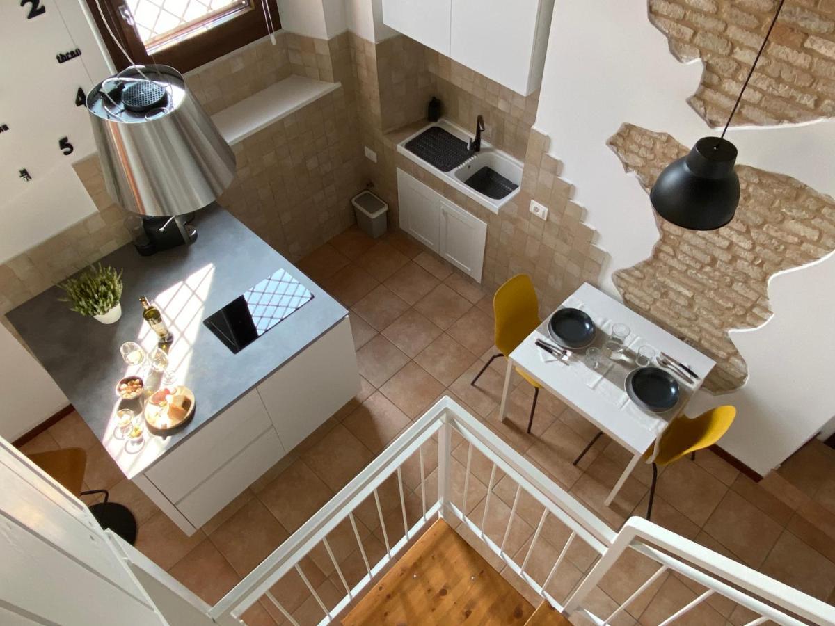 Il Barchio Loft In Un Palazzo Di Fine 800 A Jesi Apartment Exterior photo