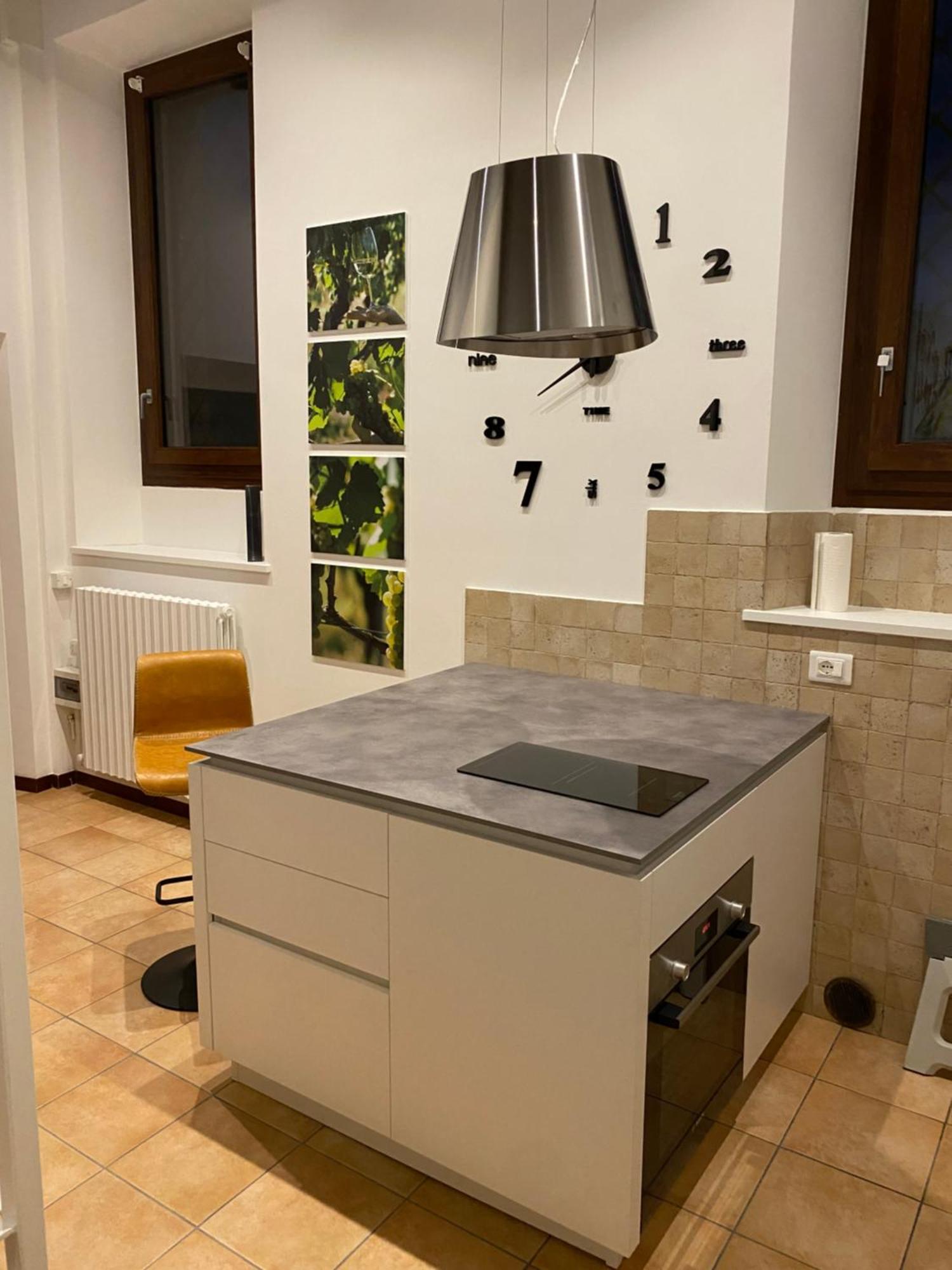 Il Barchio Loft In Un Palazzo Di Fine 800 A Jesi Apartment Exterior photo
